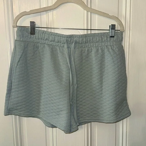 NB Quilted Short/Bralette Set - Picture 3 of 5